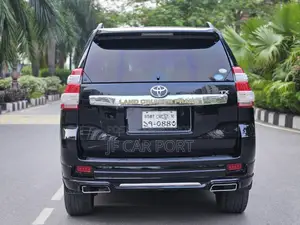 Toyota Land Cruiser Prado 2.7 I 2012 Black