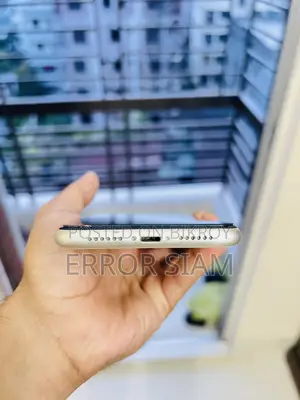 Apple iPhone 11 64 GB White
