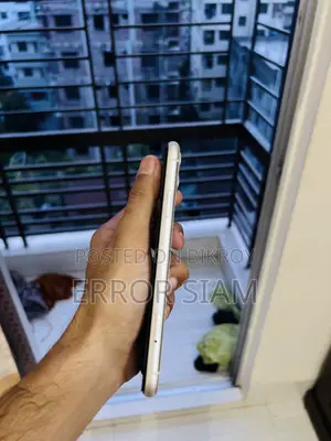 Apple iPhone 11 64 GB White