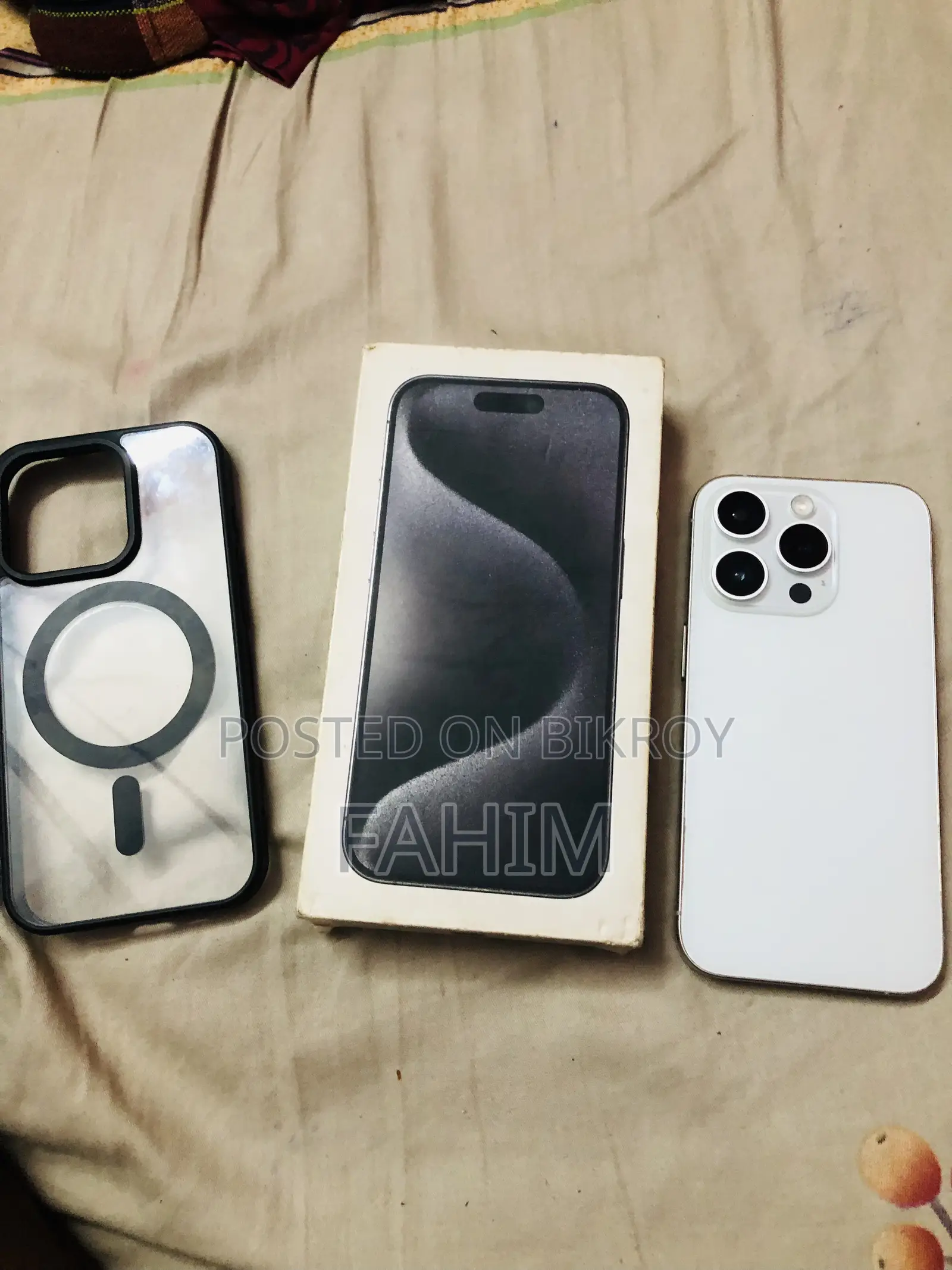 অ্যাপল আইফোন ১৫ প্রো ১২৮ জিবি সাদা