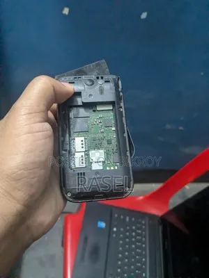 Nokia 2720 Flip 512 GB Black