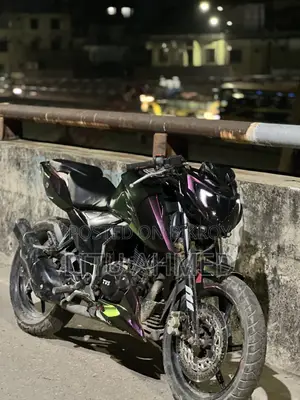 TVS Apache RTR 160 4V 2019 Red