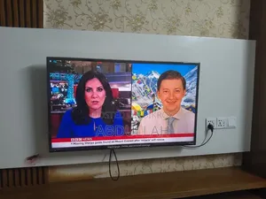 Walton 43" Smart TV