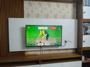 Walton 43" Smart TV