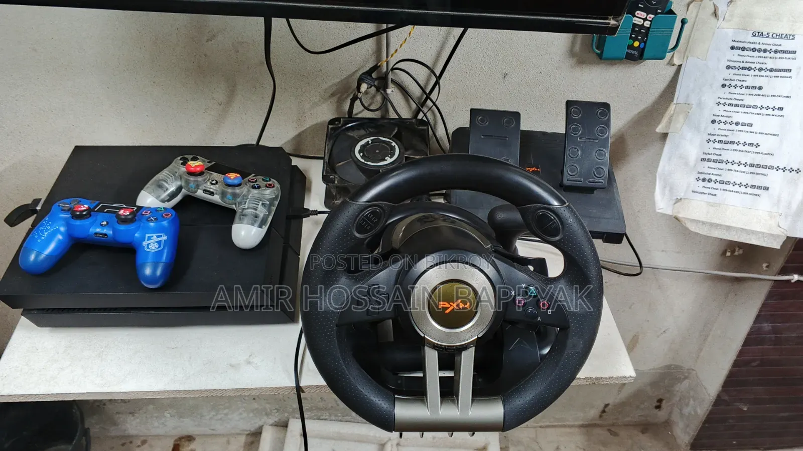 PS4 Game Console