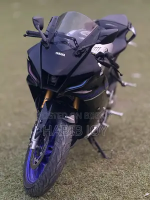 Yamaha 2024 Black