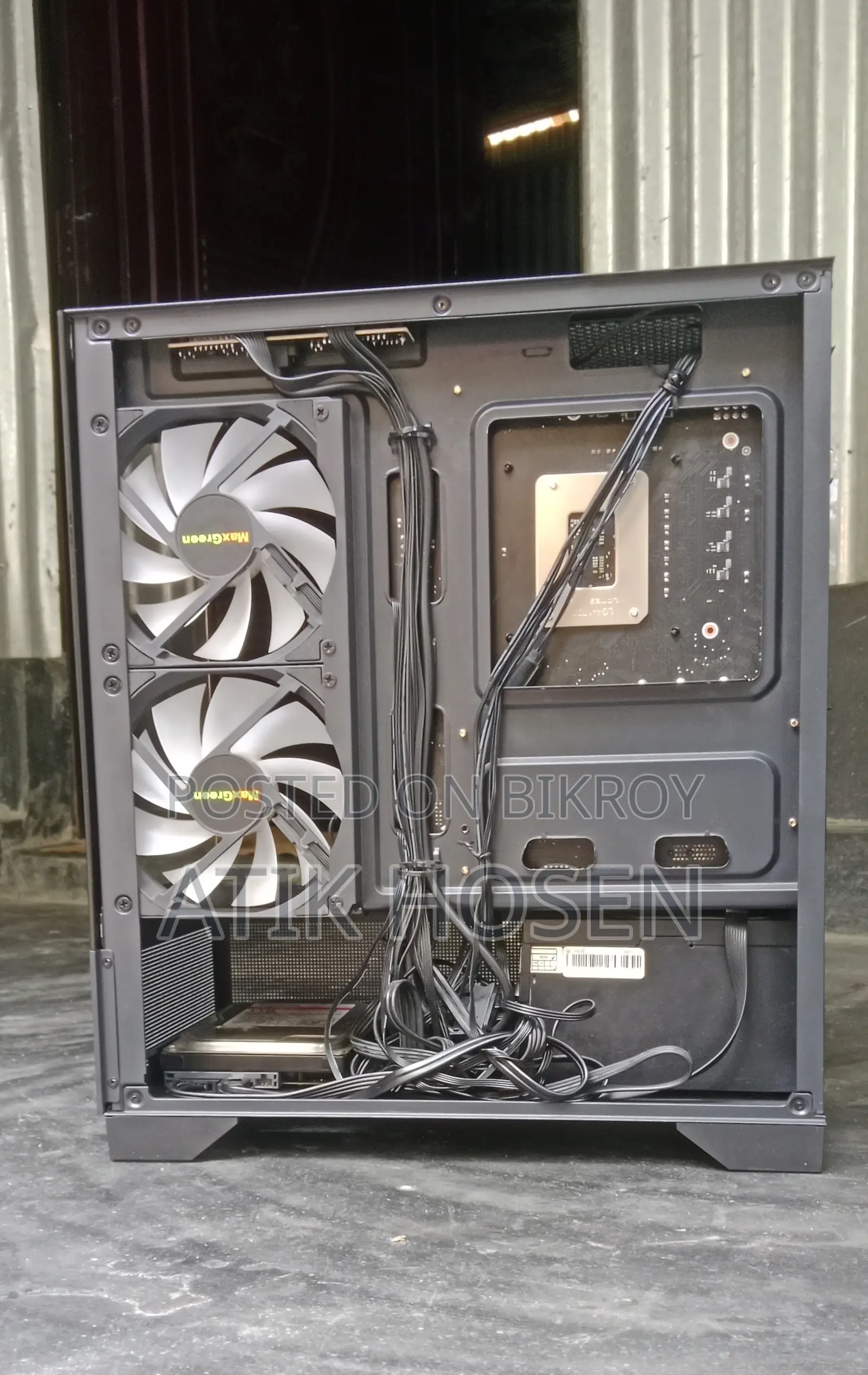Desktop Computer MSI Model 16GB Intel Core i3 SSD 256GB