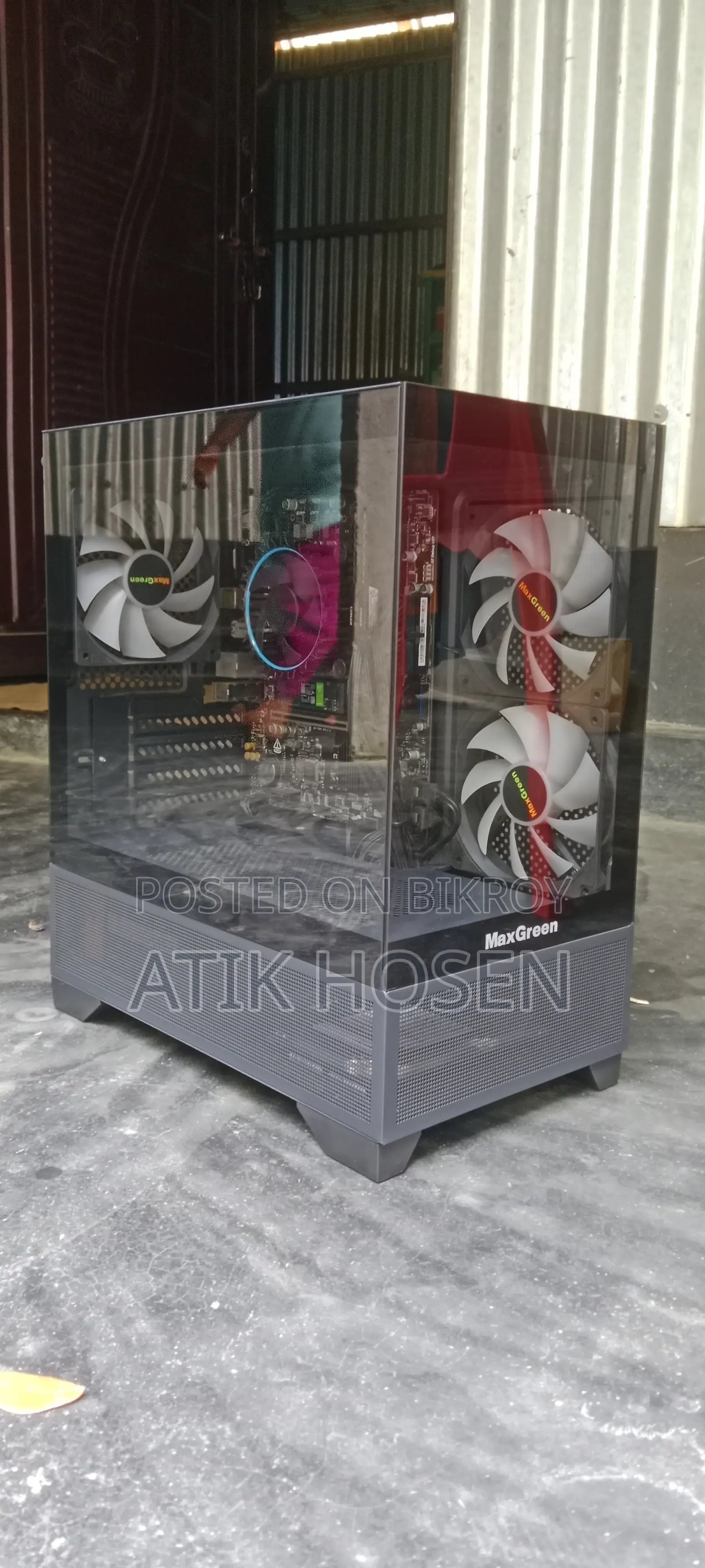 Desktop Computer MSI Model 16GB Intel Core i3 SSD 256GB
