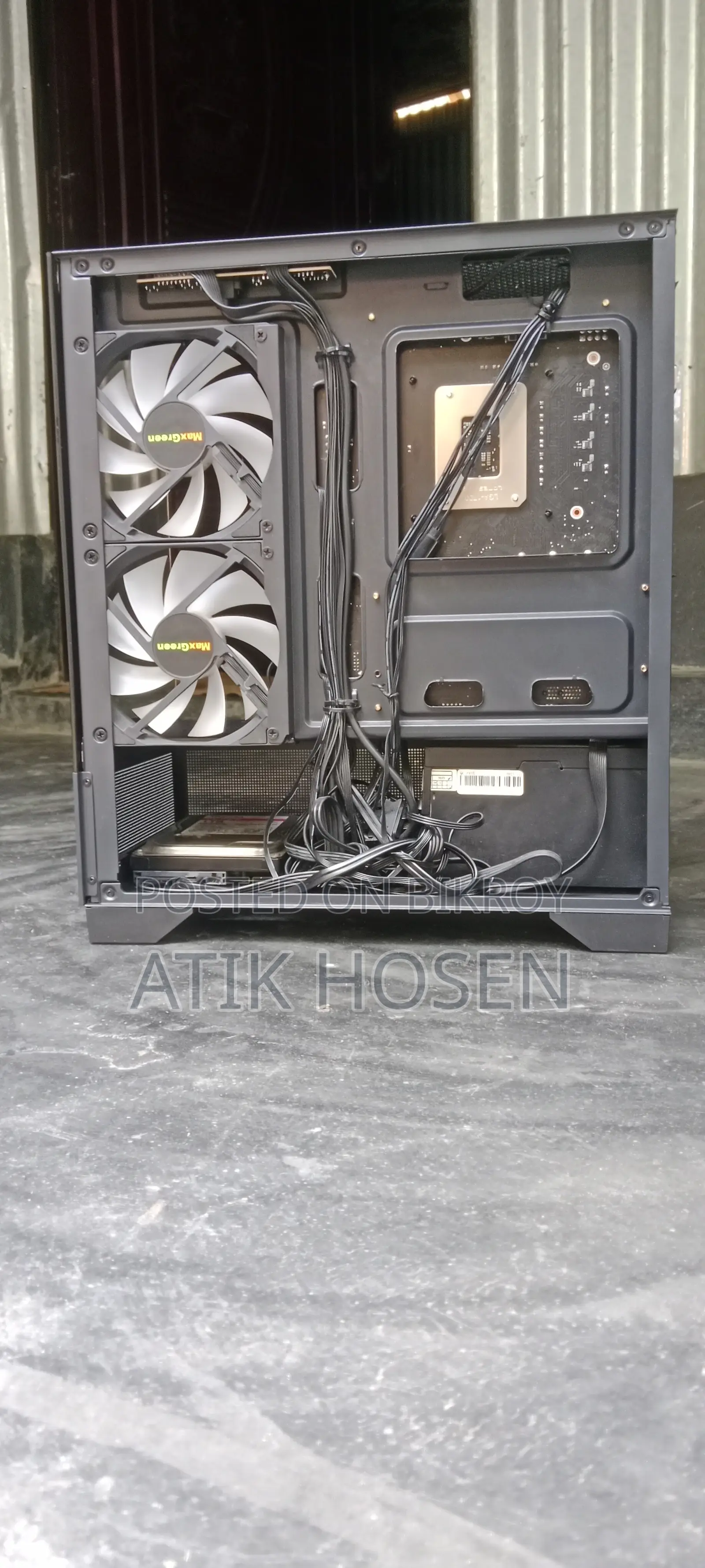 Desktop Computer MSI Model 16GB Intel Core i3 SSD 256GB