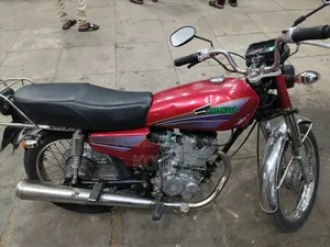 Honda 2002 Red