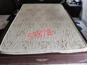 57x78 Sized Double Mattress+Topper (Almost New!)