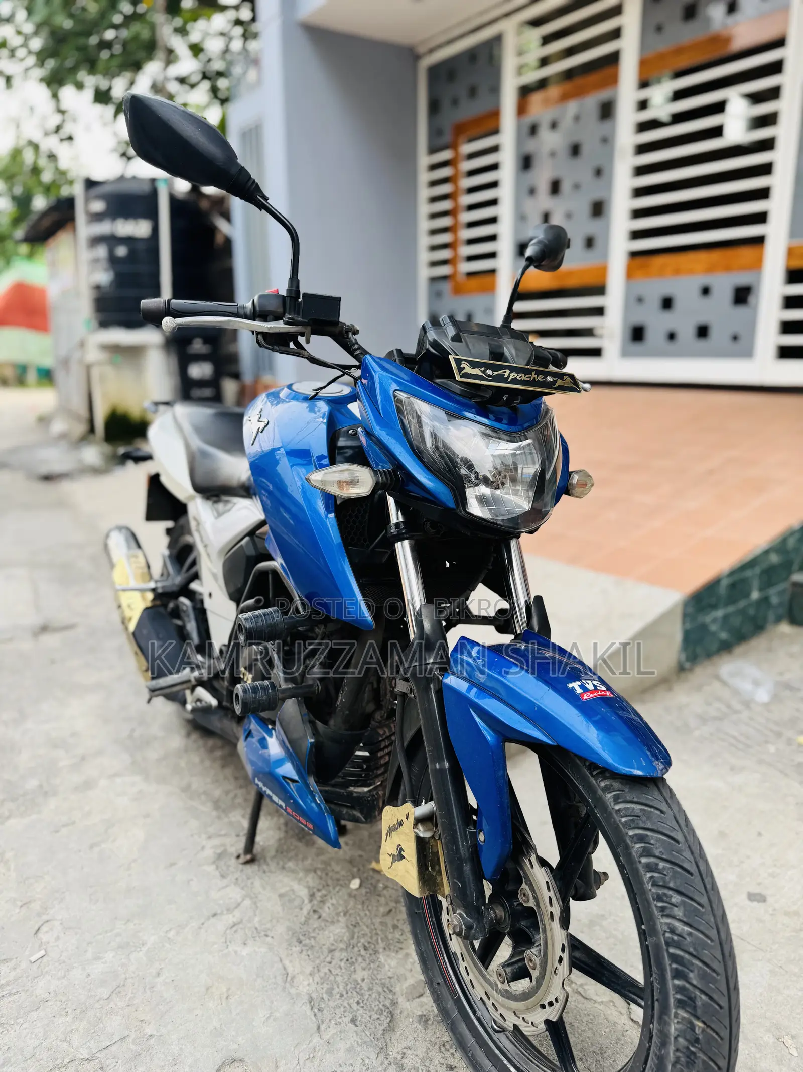 TVS Apache 160 4V 2019 Blue