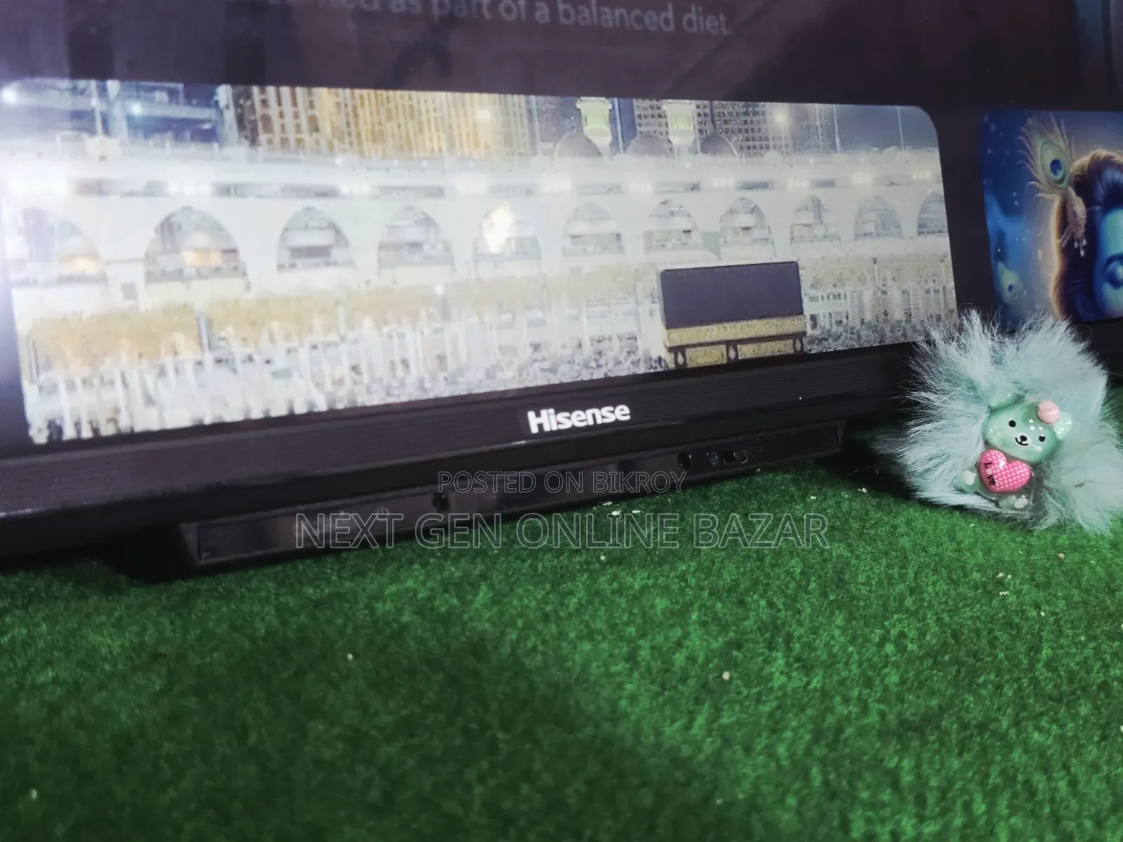 Hisense 43" Handsfree Voice TV (With Box)