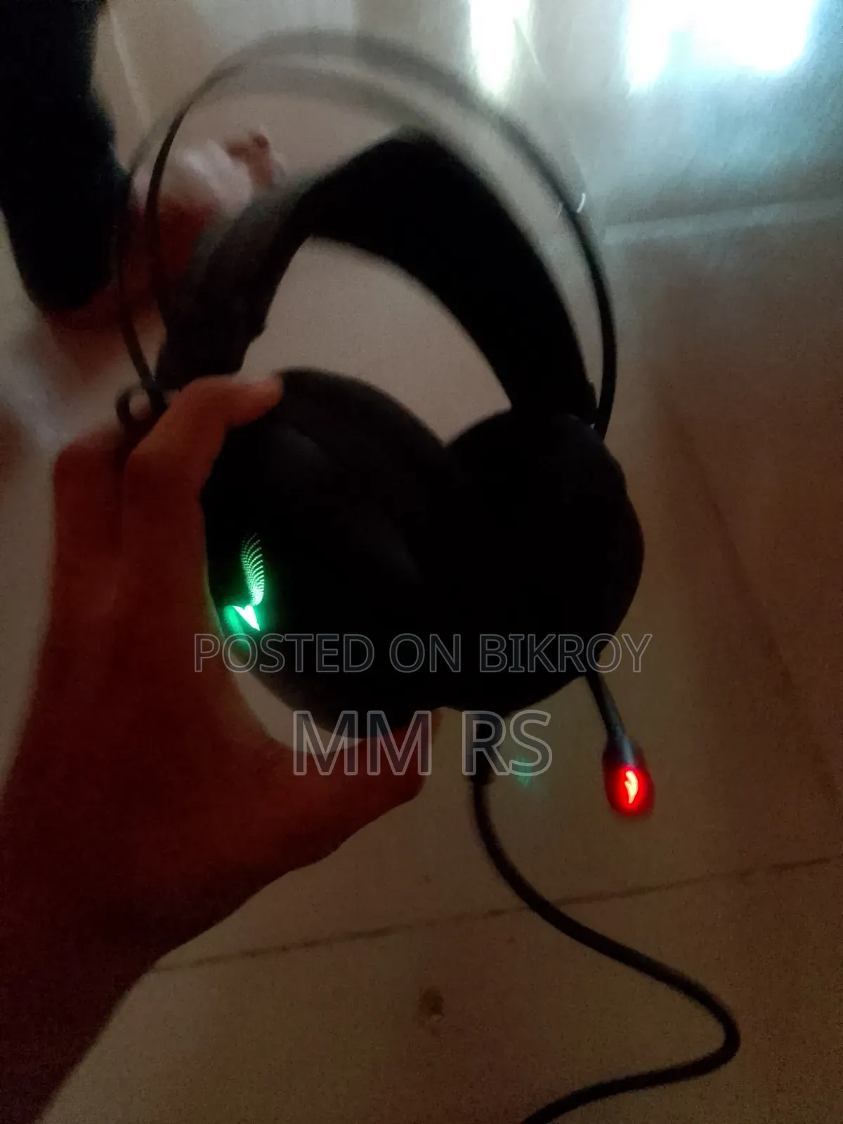 This is a gaming headphone