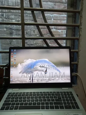 Laptop Dell Inspiron 15 3000 8GB Intel Core I5 HDD+SSD 1T
