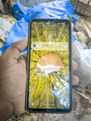 মোবাইল ফোন ১২৮ জিবি নীল