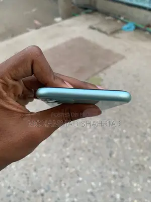 Apple iPhone 11 64 GB Green