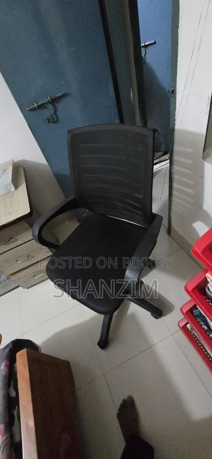 Official table and chair