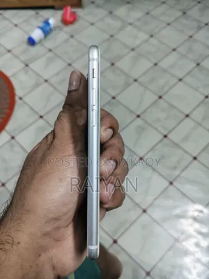 অ্যাপল আইফোন ৮ ৬৪ জিবি সাদা