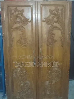 সেগুন কাঠের আলমারি