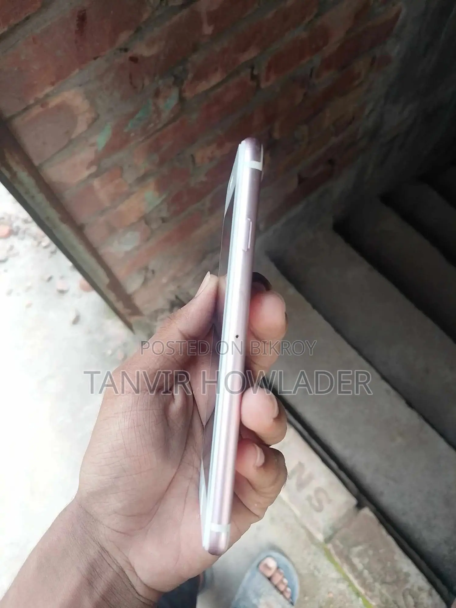 অ্যাপল আইফোন ৭ ১২৮ জিবি রোজ গোল্ড