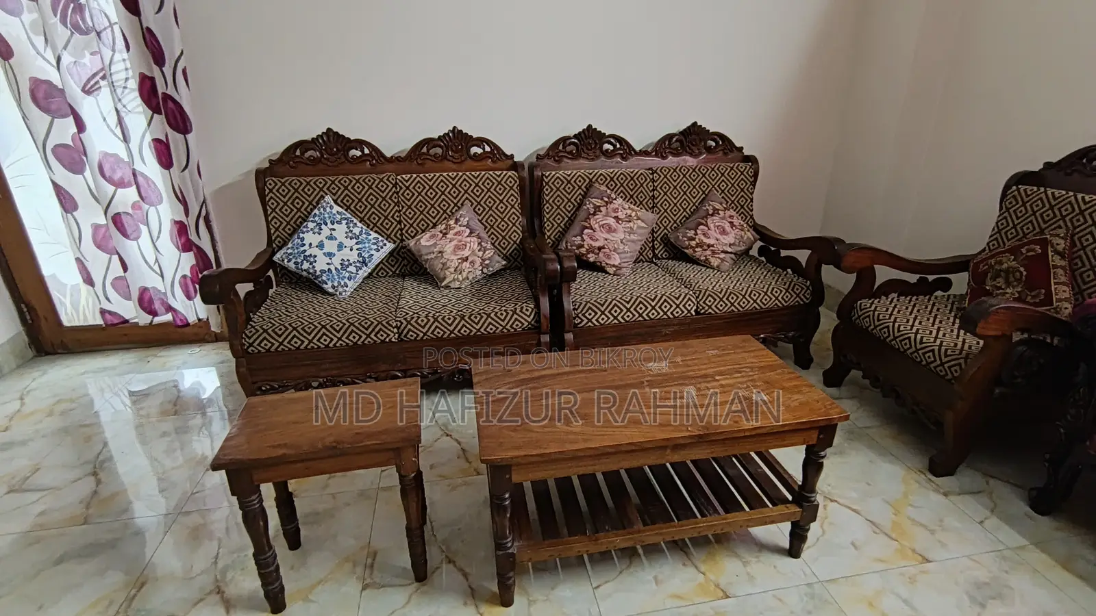 Shilkoroi Wood 2:2:1 Sofa Set for Sale