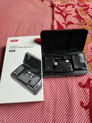 Ulanzi A100 Wireless Lavalier Microphone