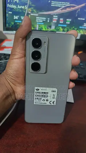 আইটেল সিটি ১০০ ১২৮ জিবি সিলভার