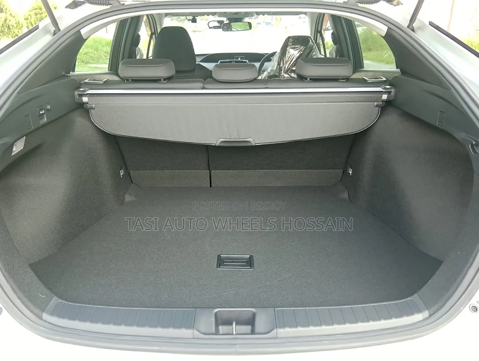 Toyota Prius Limited 2021 Beige