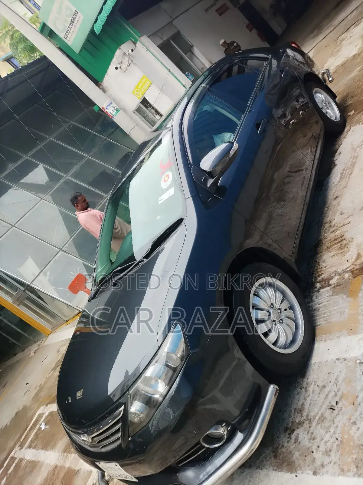 টয়োটা অ্যালিয়ন ২০১৩ ব্ল্যাক