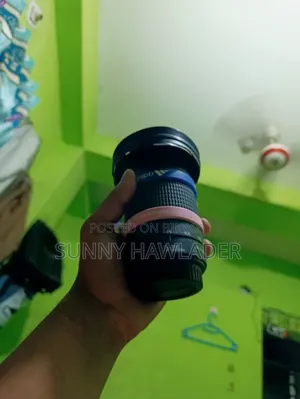 Canon 700d Camera 75/300 Zoom Lens