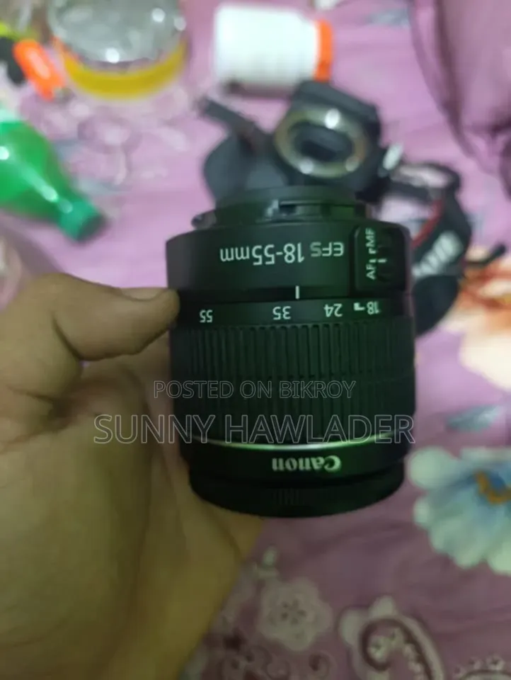 Canon 700d Camera 75/300 Zoom Lens