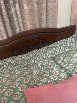 সেমি ডাবল বেড