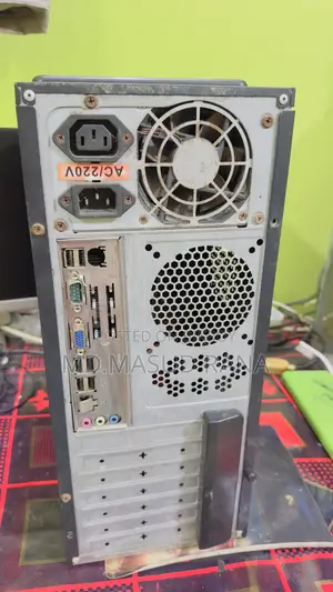 Desktop Computer 4GB Intel Pentium HDD 500GB