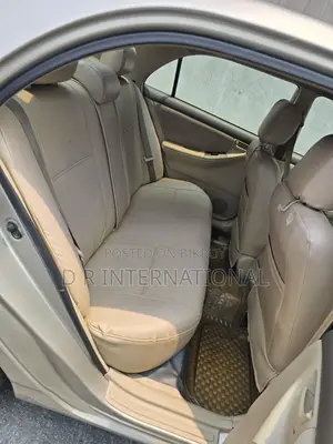 Toyota Corolla 2026 Silver