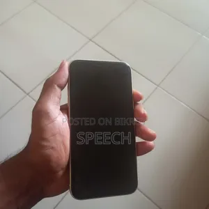 Apple iPhone 11 64 GB White
