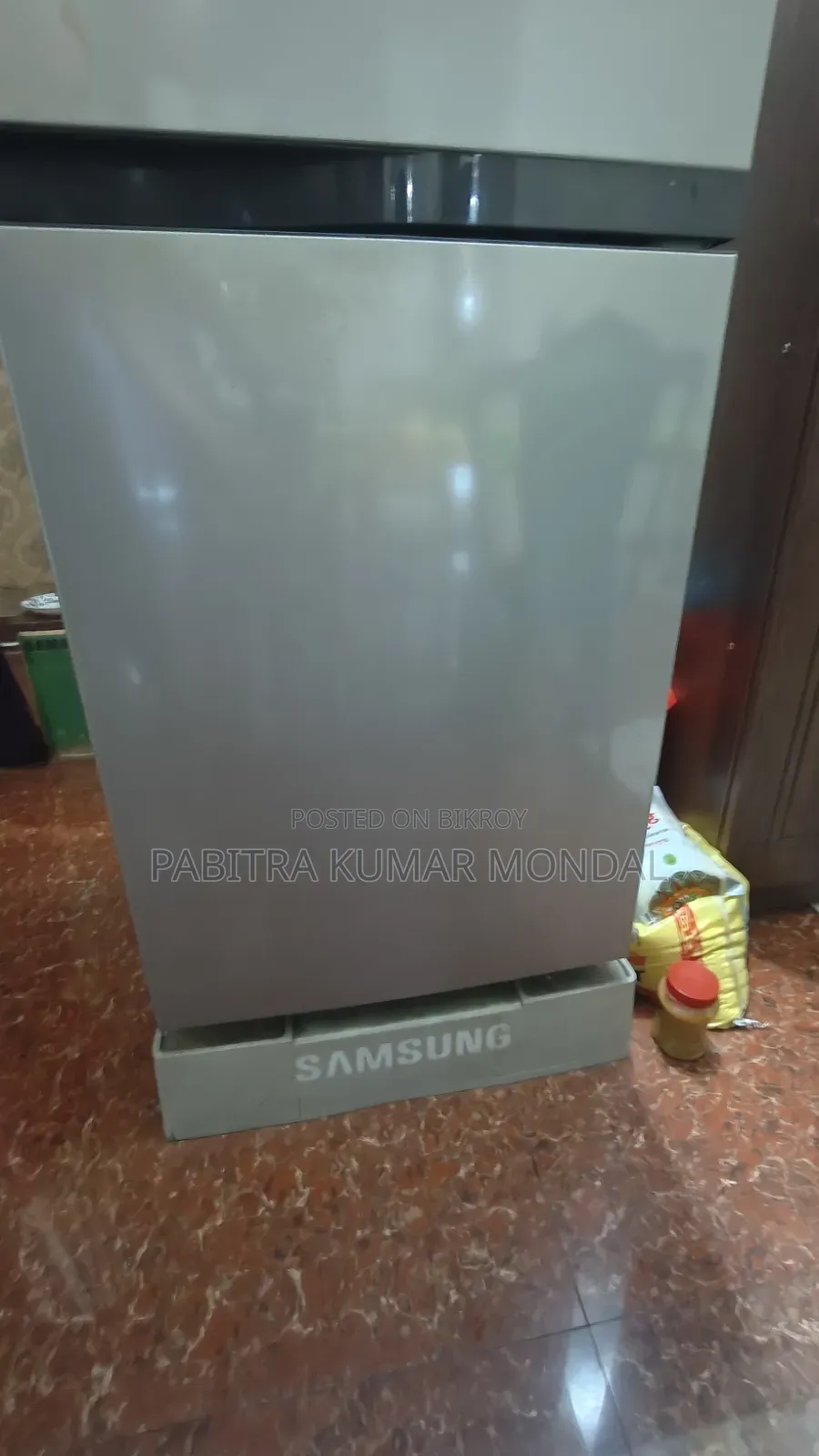 Selling a beautiful fridge