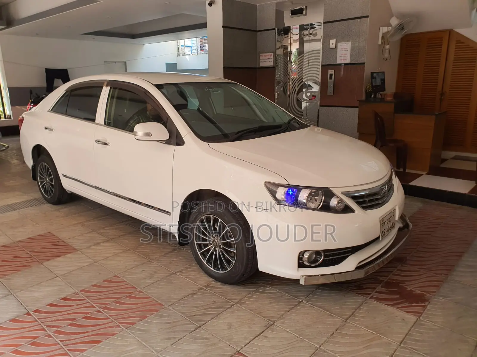 Toyota Allion 2012 Pearl
