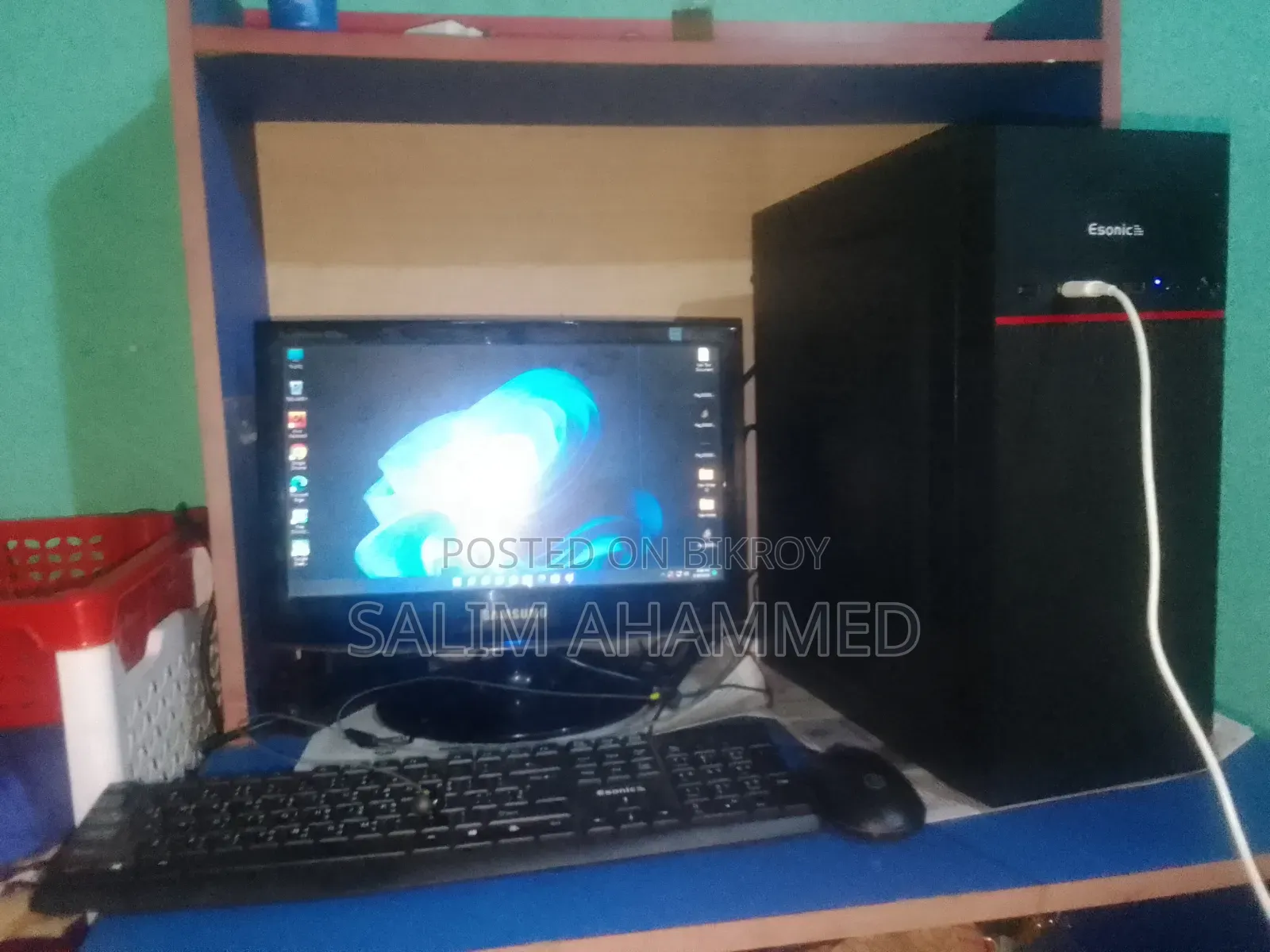 Desktop Computer 4GB Intel Core i3 SSD 256GB
