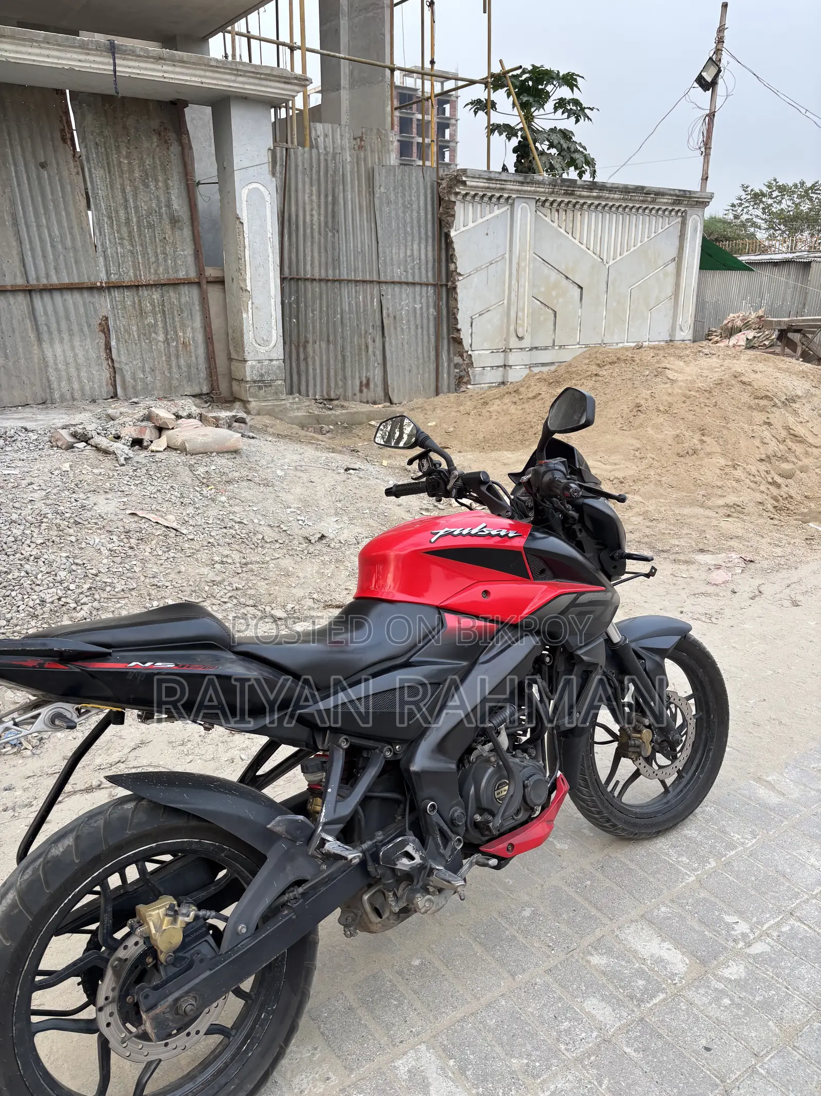 Bajaj Pulsar NS 160 2018 Red