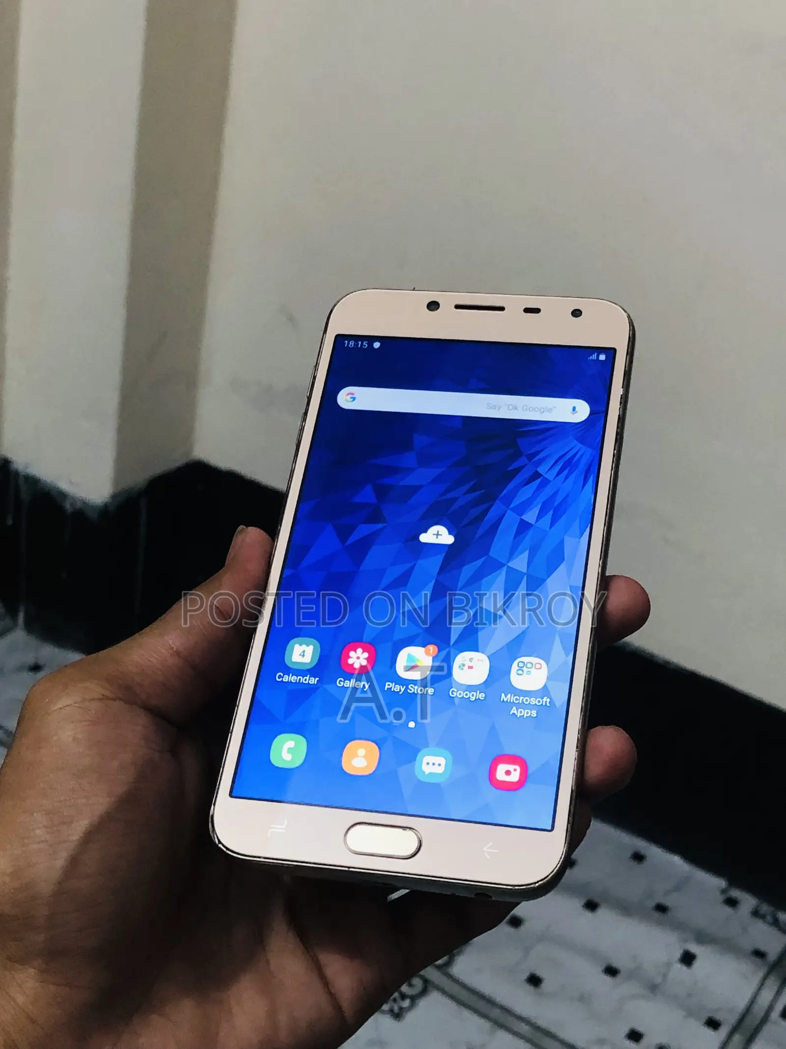 Samsung Galaxy J4 16 GB Gold