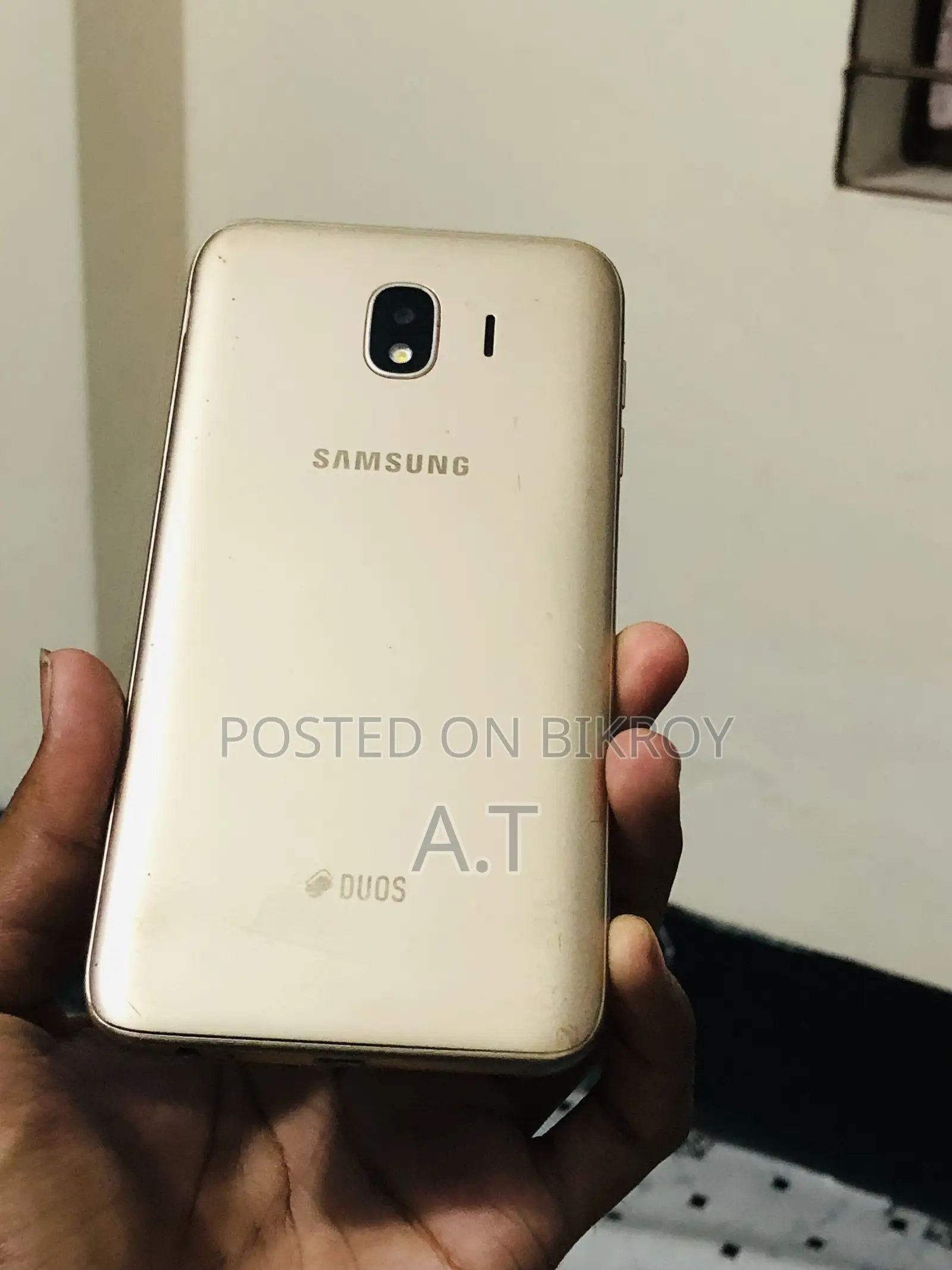 Samsung Galaxy J4 16 GB Gold