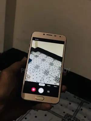 Samsung Galaxy J4 16 GB Gold