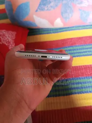 Apple iPhone 11 128 GB White