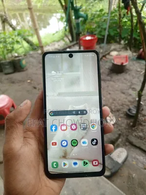স্যামসাং গ্যালাক্সি এ৫২এস ৫জি ১২৮ জিবি কালো