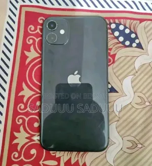Apple iPhone 11 64 GB Black