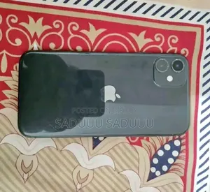 Apple iPhone 11 64 GB Black