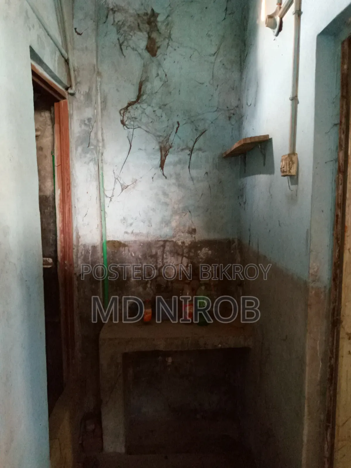 Furnished 2bdrm House in ভাই এটা আমার আধা, Narayanganj Sadar for Sale