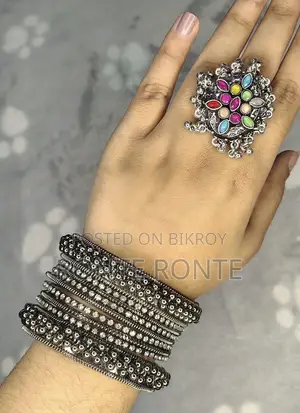 স্টাইলিশ চুড়ি ও রিংয়ের কম্বো সেট
