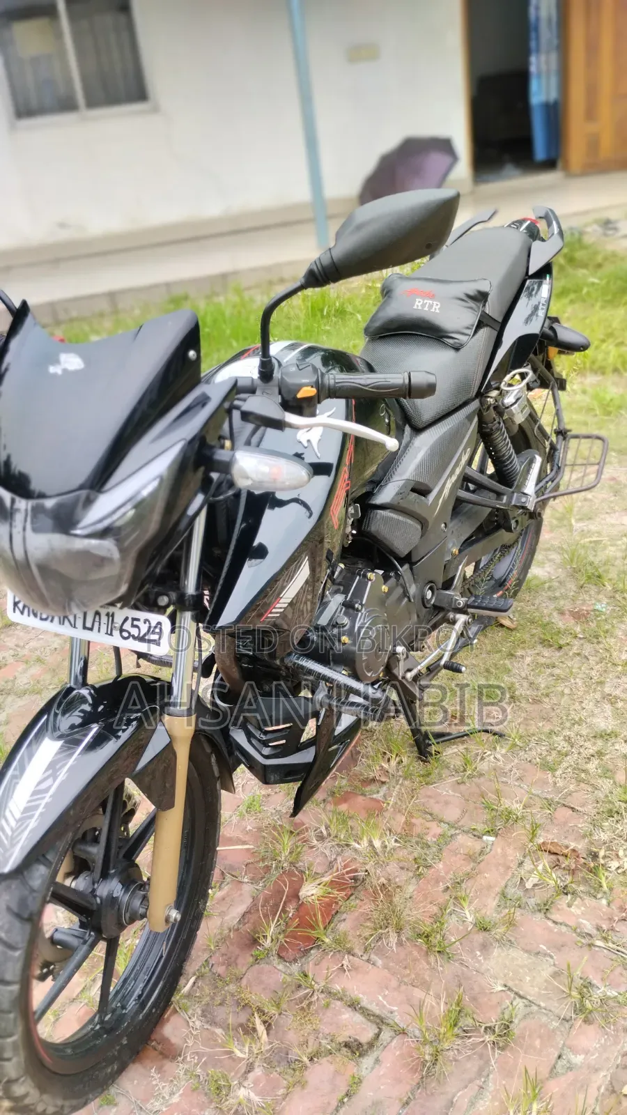 New TVS Apache RTR 160 2V 2021 Black